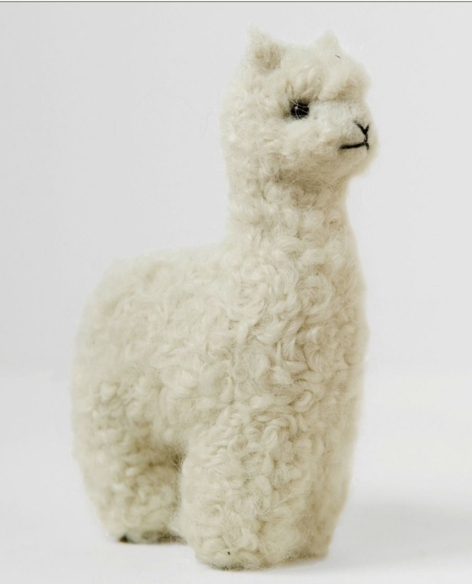 BABY ALPACA FIGURINE - HUACAYA