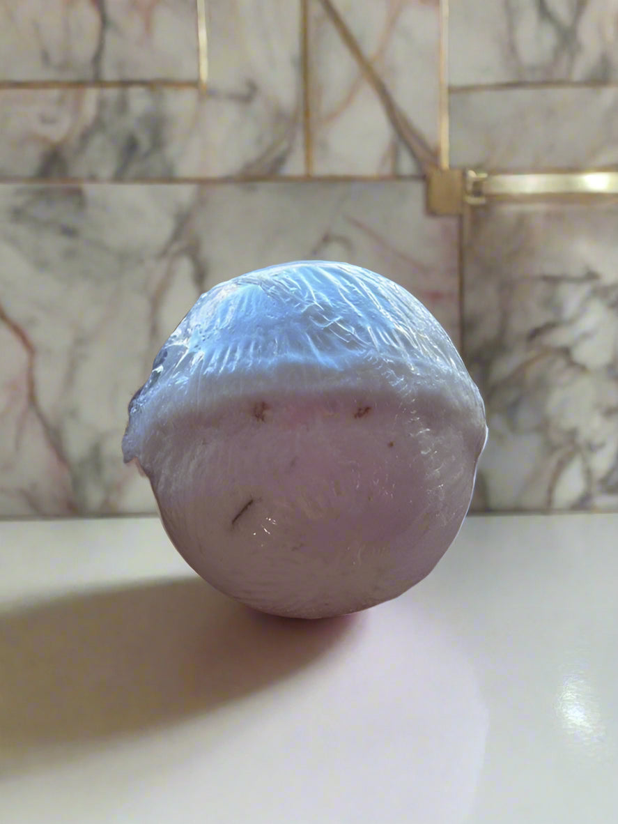 BATH BOMB OATMEAL MILK AND HONEY